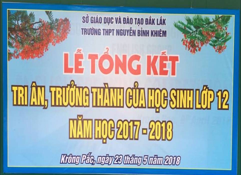 Cựu học sinh niên khóa 1995-1998 trao 20 suất học bổng cho HS đang học